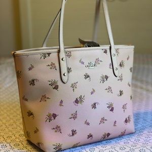 COACH TOTE